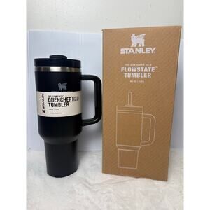 NEW Stanley Quencher H2.0 Flowstate Tumbler, Black